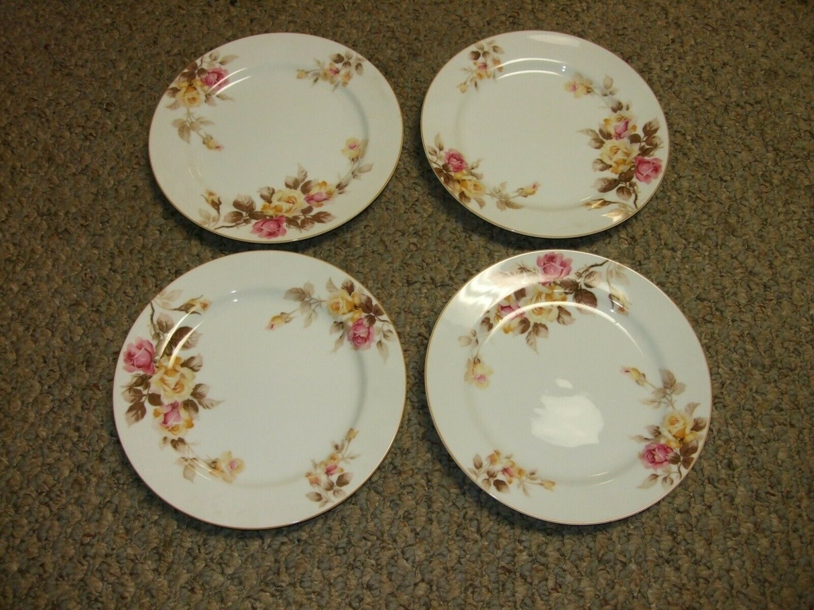 Lot Of Four Japanese-made Dinner Plates With Floral Design - 9" - Noritake