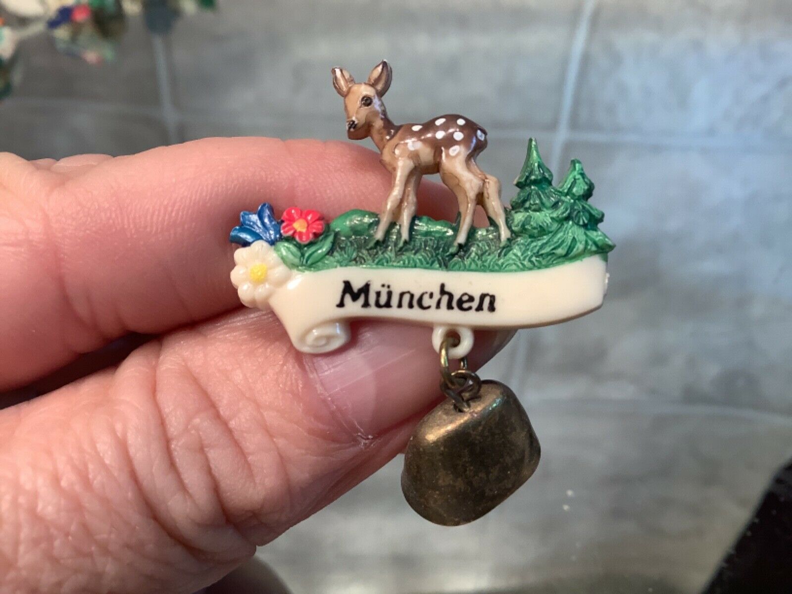 Vtg Antique Bakelite? Oktoberfest German Hat Pin Old Style Pin Clasp Fawn