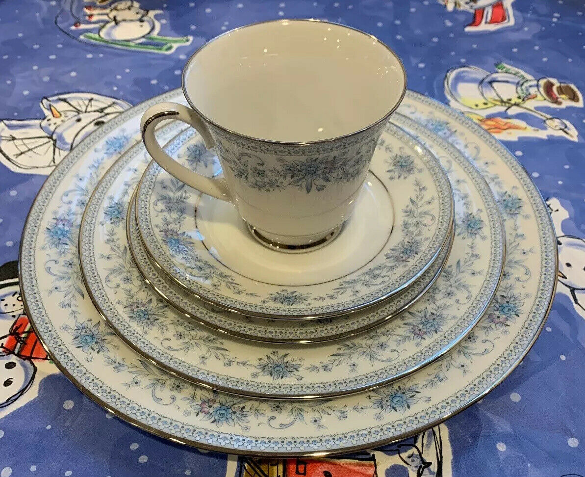 20pc Set Noritake China Blue Hill Service For 4 Excellent Dinner Place Setting
